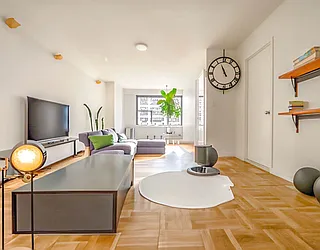 Rented by Manhattan Realty Group