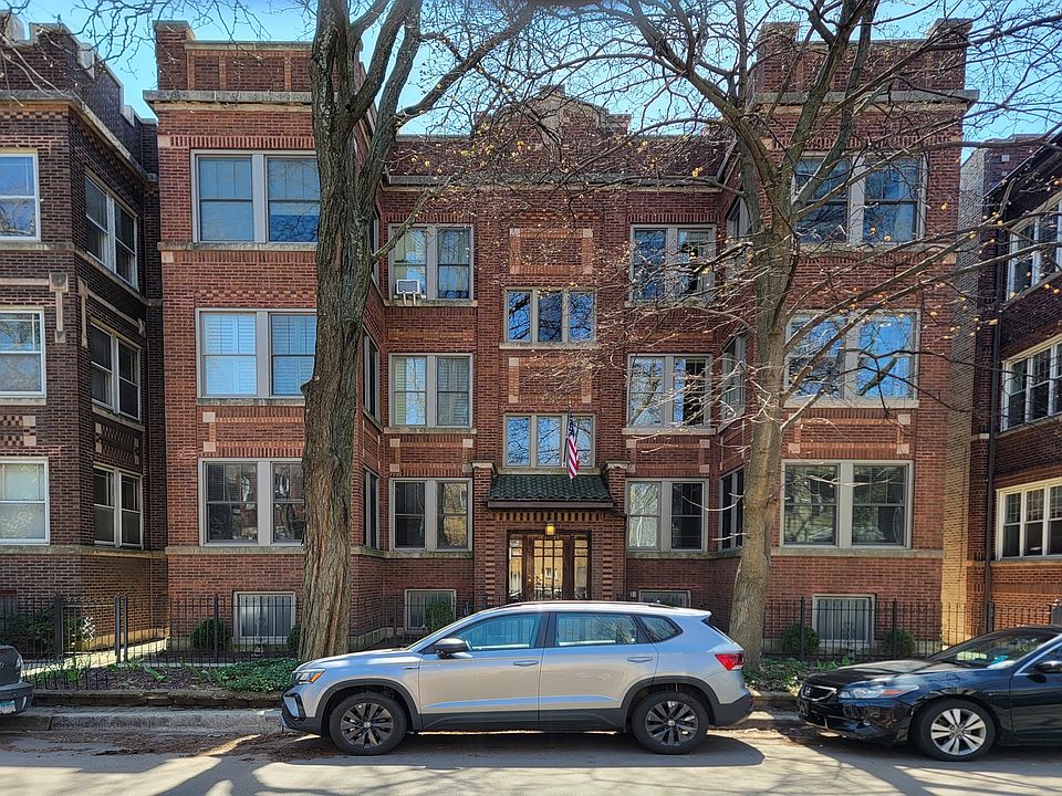 1st image of 1433 W Rosemont Ave APT 2W