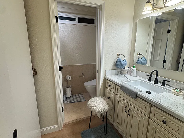 3021 Stonehenge Rd #1 — Photo 23