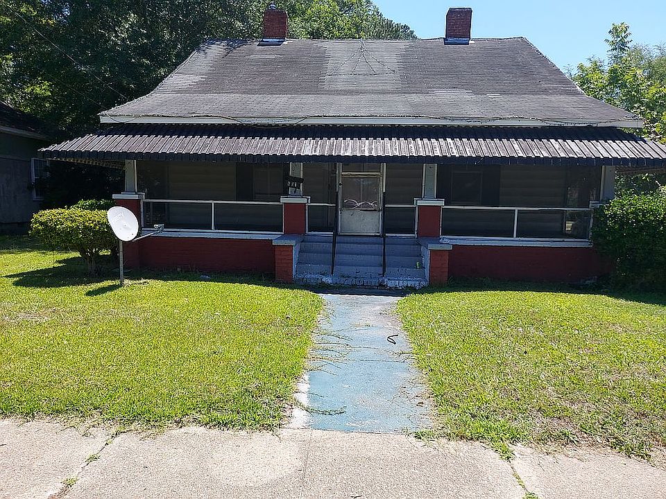 1st image of 601 S Main St