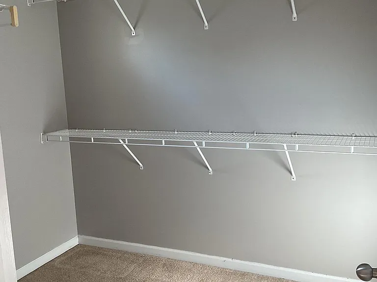 2251 Nicole Dr — Photo 4