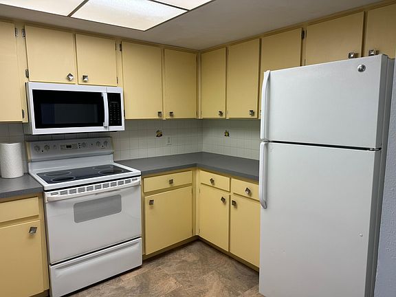 4th image of 11630 Baywood Meadows Dr APT 7