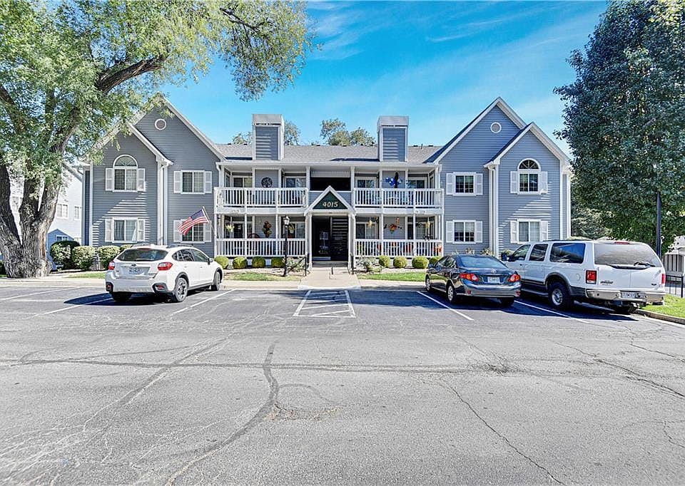 1st image of 4015 S Crysler Ave #13