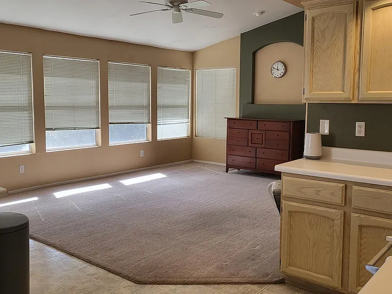 1701 W Gunstock Loop — Photo 11