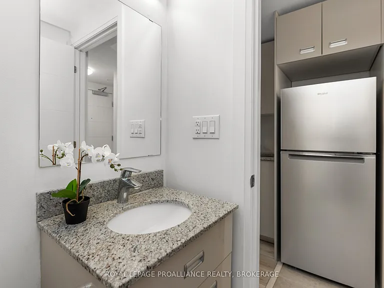 652 Princess St #315 — Photo 6