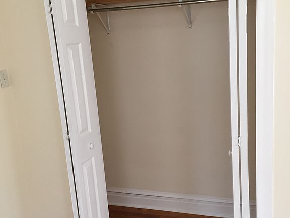 5th image of 3538 W Grace St #2nd