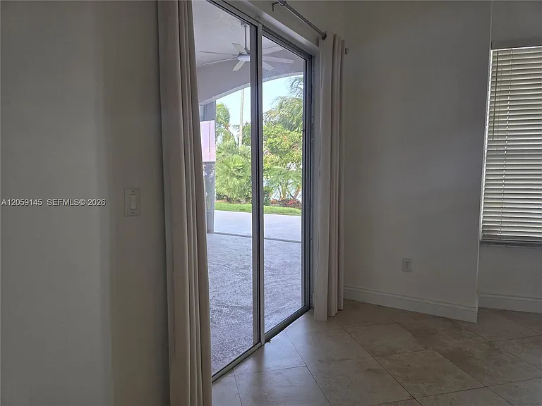 4045 SW 151st Ter — Photo 34