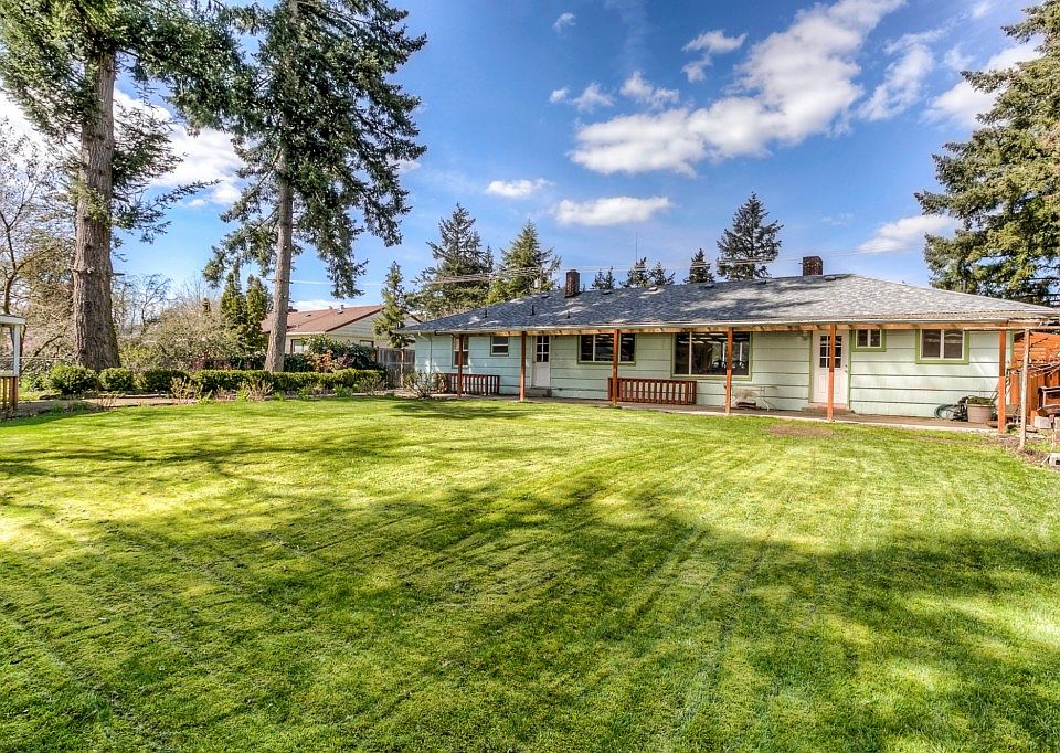1st image of 8961 Gravelly Lake Dr SW