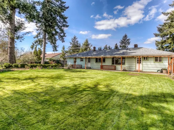 8961 Gravelly Lake Dr SW, Lakewood, WA 98499