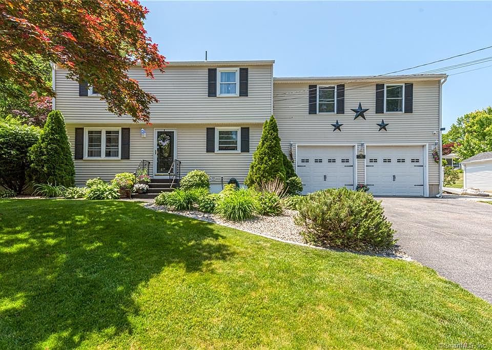 1st image of 356 Ivy Dr