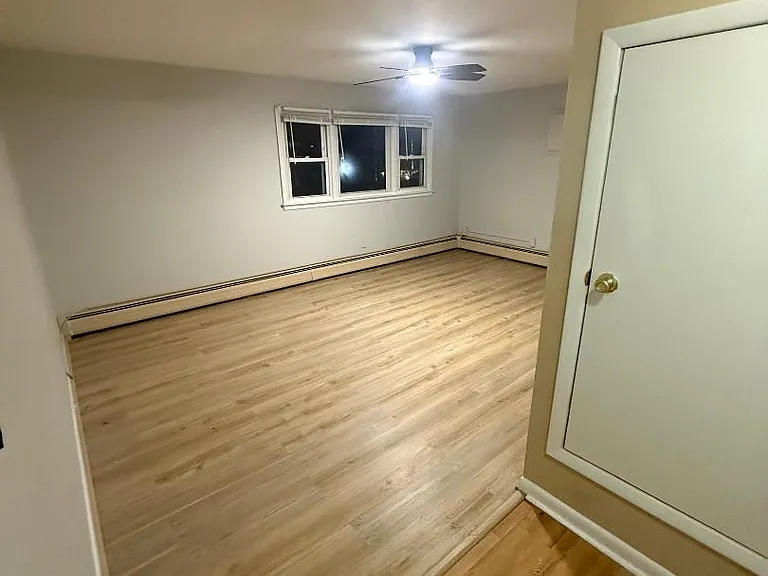 119 Garibaldi Ave #2 — Photo 2
