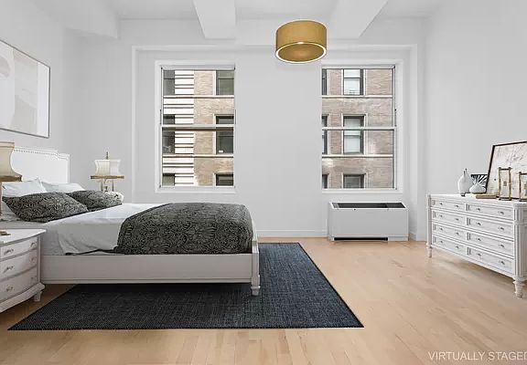 3rd image of 15 Broad St APT 922