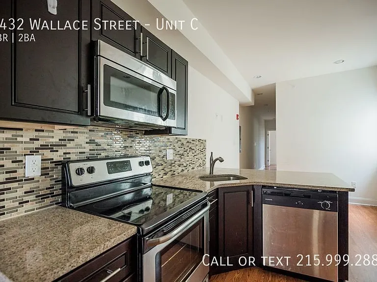 3432 Wallace St #C — Photo 1