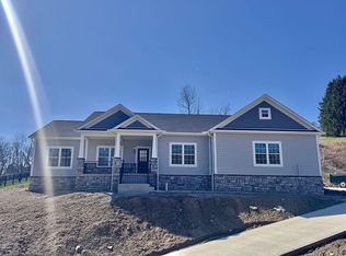 497 Pembroke Dr, Triadelphia, WV