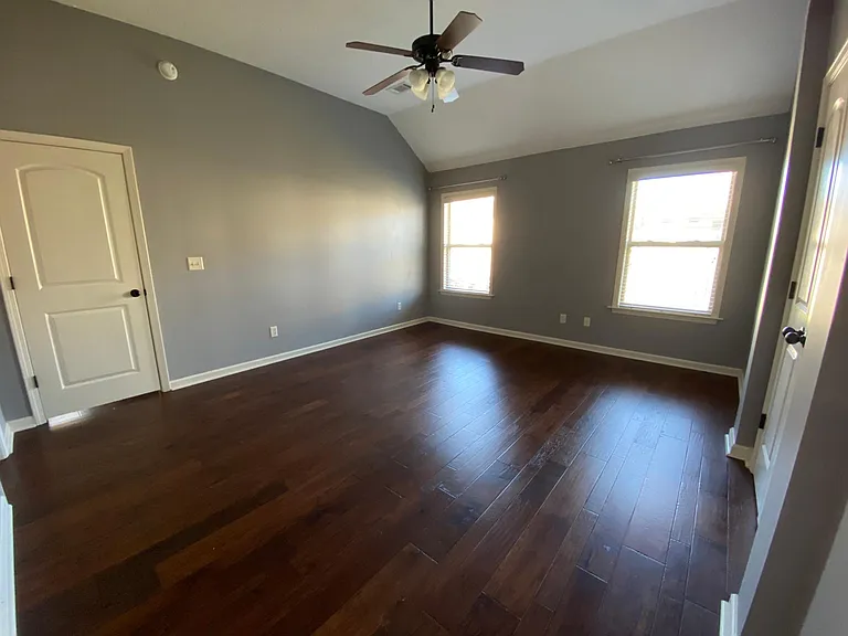 9761 Silver Bell Ct — Photo 21