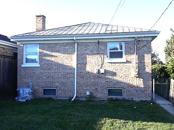 4th image of 7811 W Forest Preserve Dr