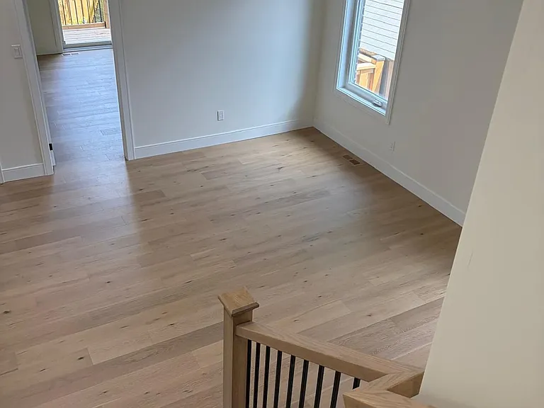 376 Mitchell Ave — Photo 11