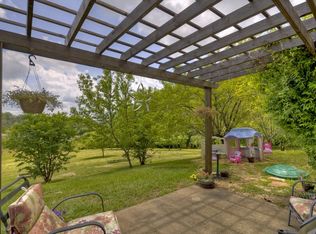 279 Flat Creek School Rd, Ellijay, GA 30540