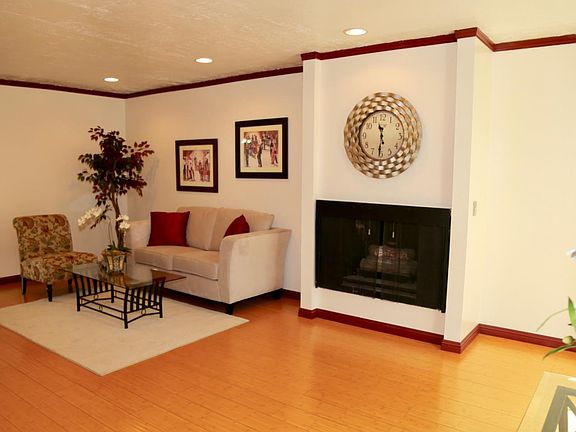 2nd image of 603 N Garland Ter