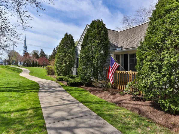 26 Pleasant Lake Avenue #8, Harwich, MA 02645