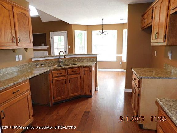 3rd image of 9641 Jourdan Dr
