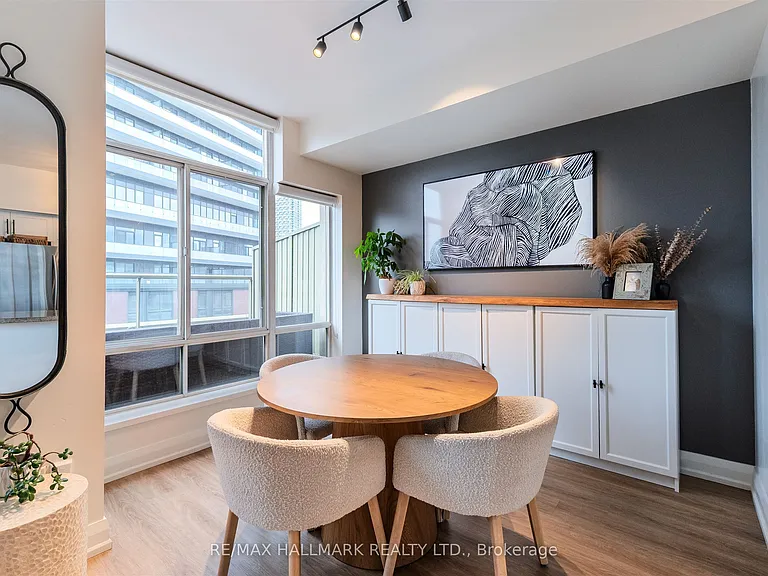 39 Parliament St #916 — Photo 7