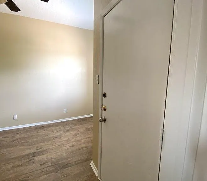 3316 Guadalupe St #212 — Photo 14