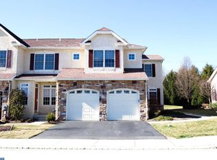 672 Greycliffe Ln, Ambler, PA 19002