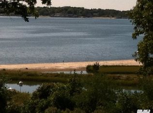 4490 Vanston Rd, Cutchogue, NY 11935