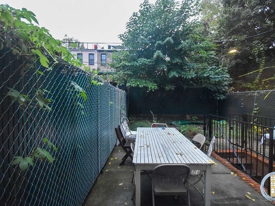 1st image of 285 Jefferson Ave #1AA