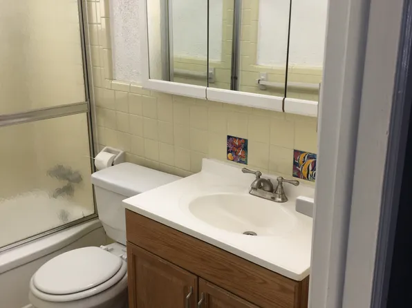 23642 Hill Ave, Warren, MI 48091