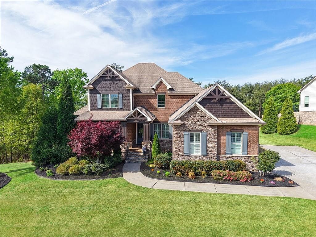 203 Laurel Vista Dr