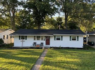 1550 Abbott St, Carlyle, IL