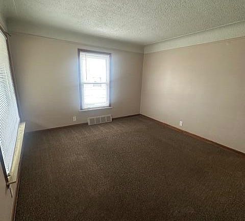 2nd image of 26325 Eton Ave