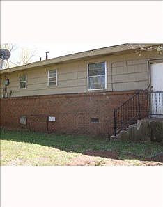 1st image of 1407 NE 30th St