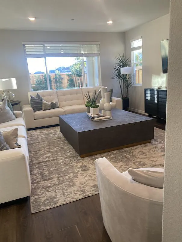 4 bed, 2271 sqft, $3,500 — Photo 1