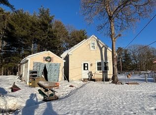 6 Wheeler Dr, Shirley, MA 01464