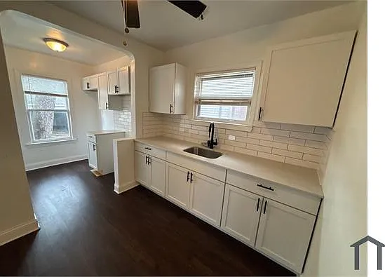 5758 Beaconsfield St — Photo 7
