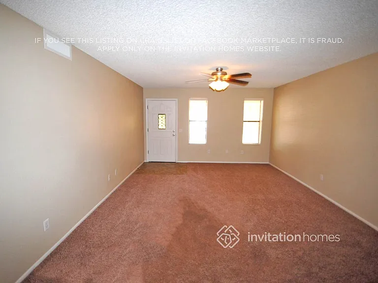 9214 W Cortez Ave — Photo 2