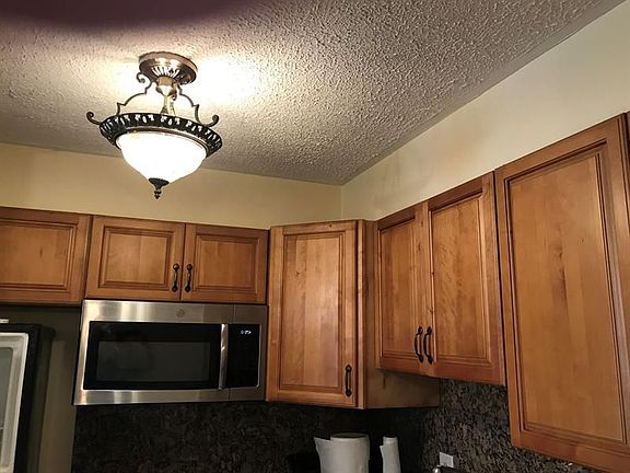 5th image of 374 Northampton S