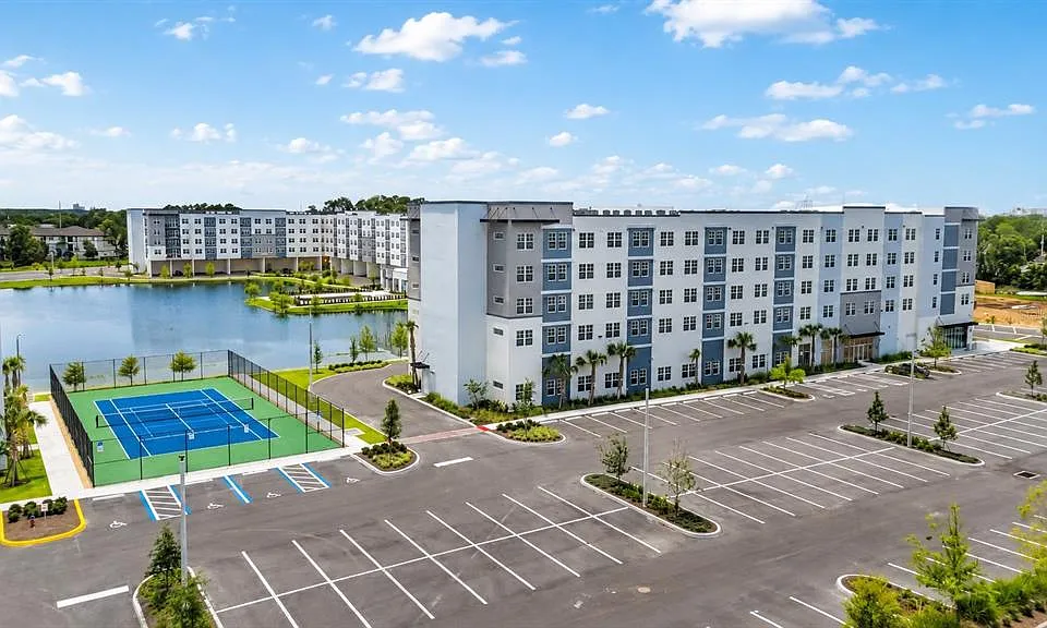 5563 Millenia Park Blvd #301