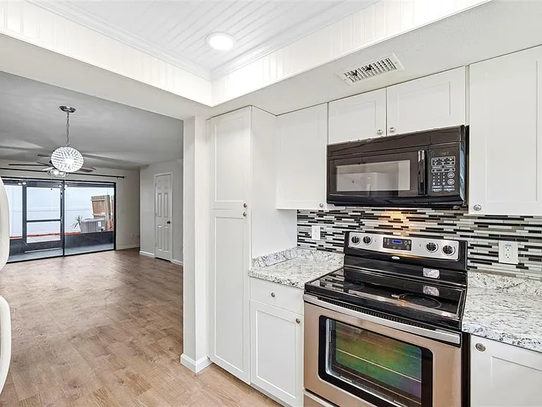 2871 S Pines Dr #31 — Photo 5