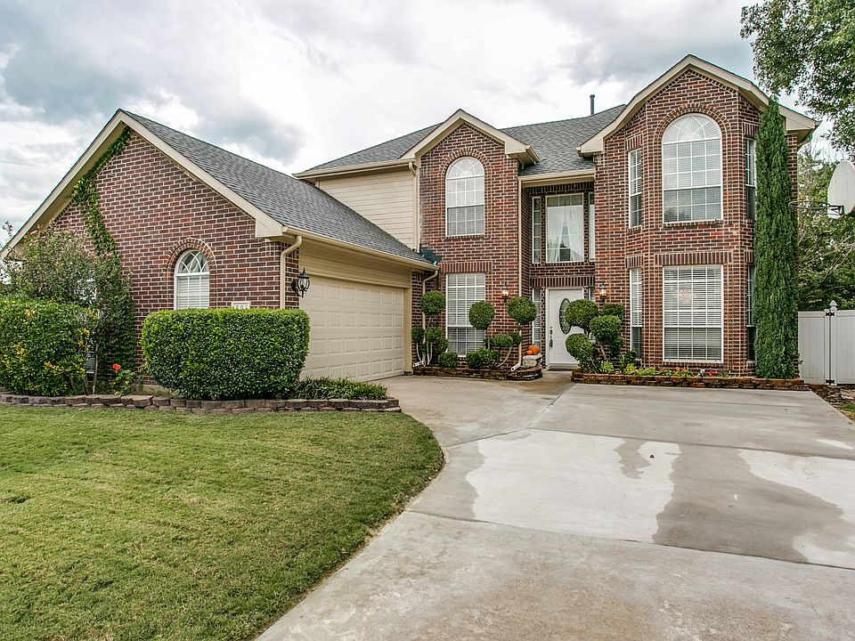1st image of 701 Rockcrossing Ln