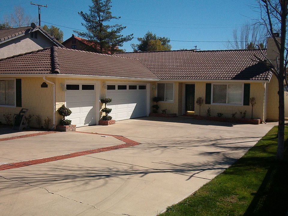 Front View of Home