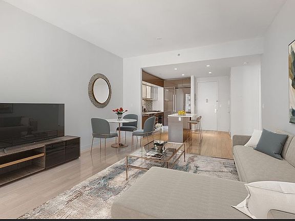 2nd image of 75 Wall St APT 38K