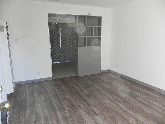 5th image of 1008 Madeira Dr SE