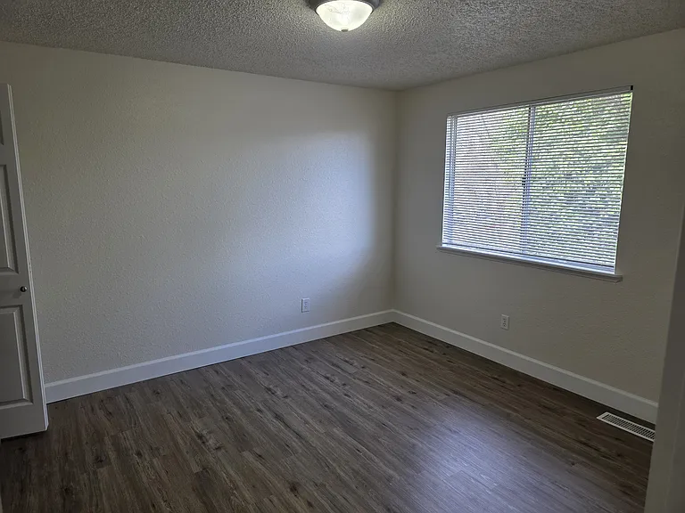 Bedroom #1