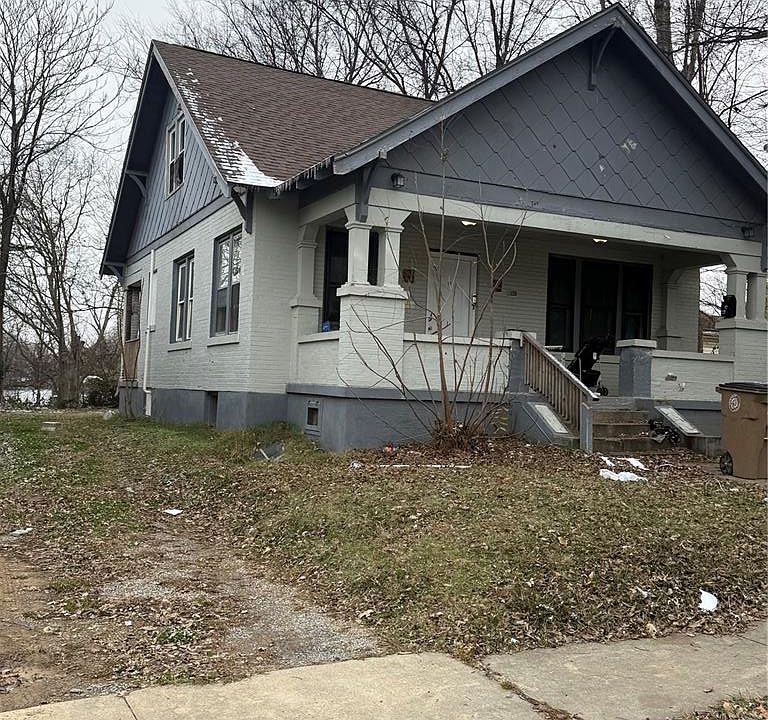 2nd image of 303 S Hanover St