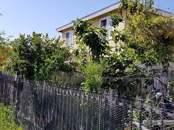 5th image of 5427 Carlin St