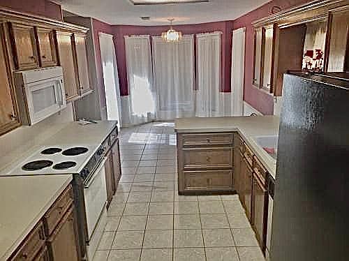 4th image of 2904 Durango Ct